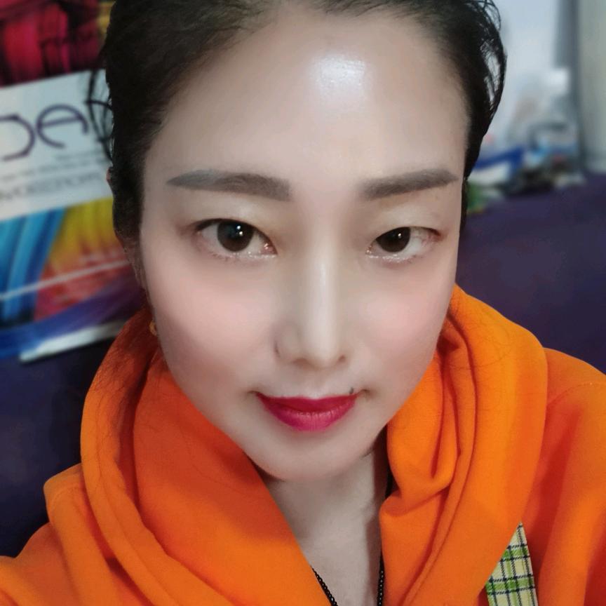 秋虹（同款在橱窗）