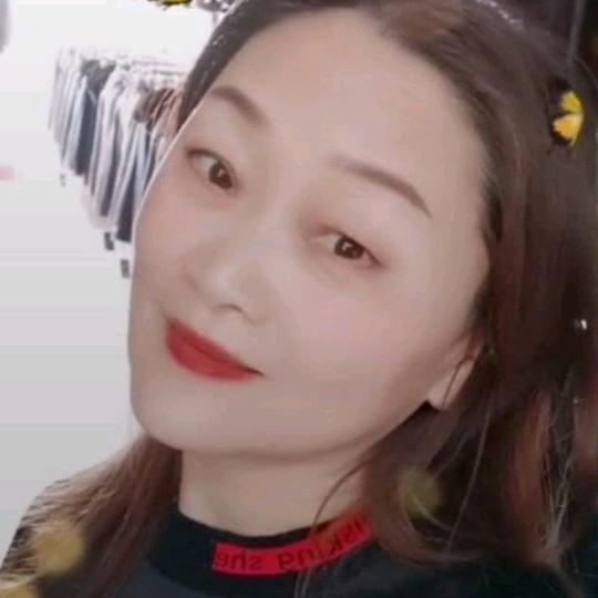姚爱萍服装店
