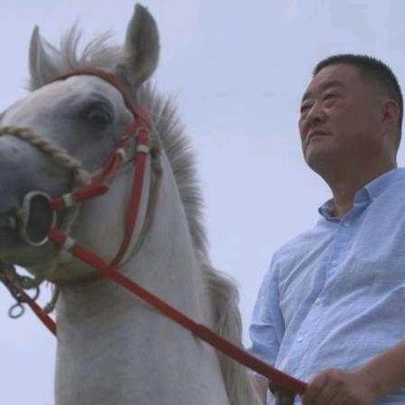 奔翔马