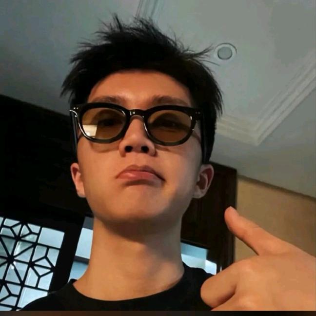 李啧啧
