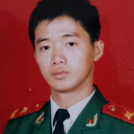 军中小草