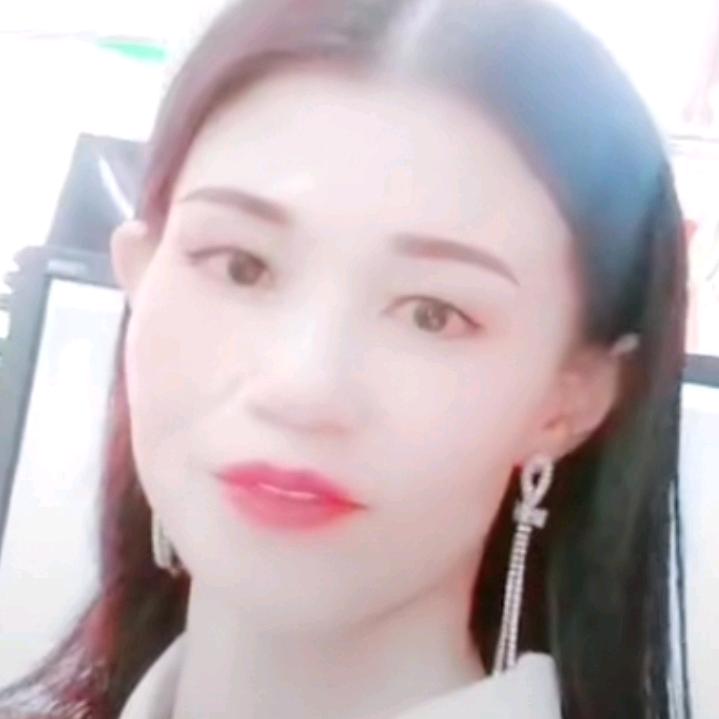 幸运星。橱窗有好物。