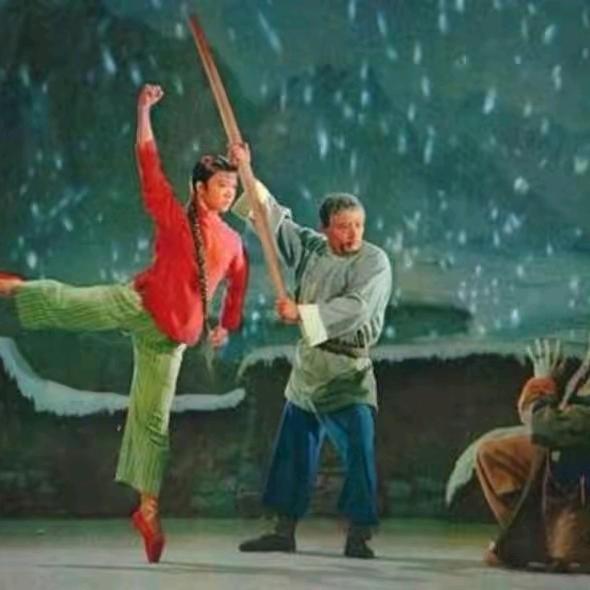 徜徉山水间