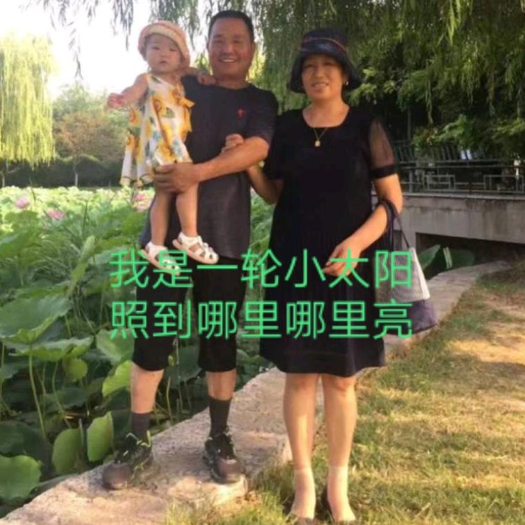 天刚蒙蒙亮