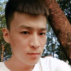 小情绪，有点闹