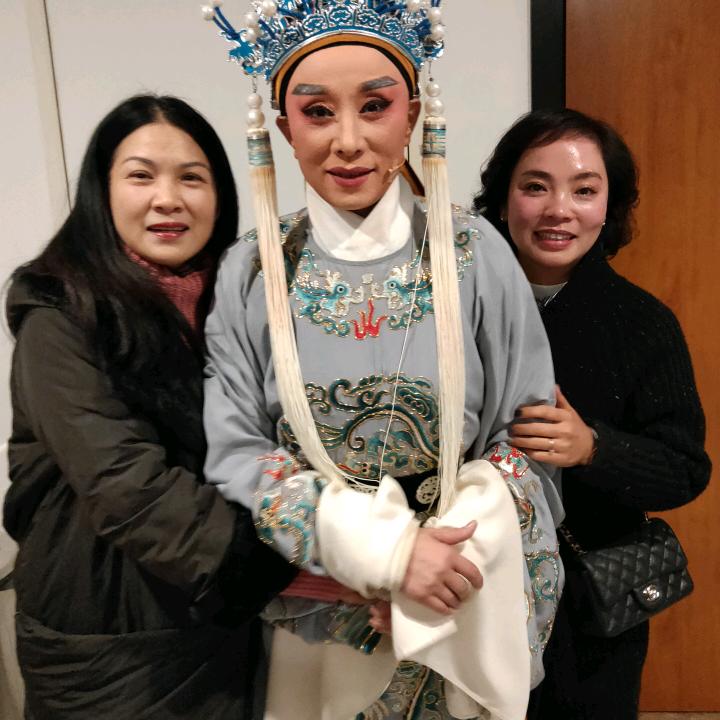 品味，吴素华