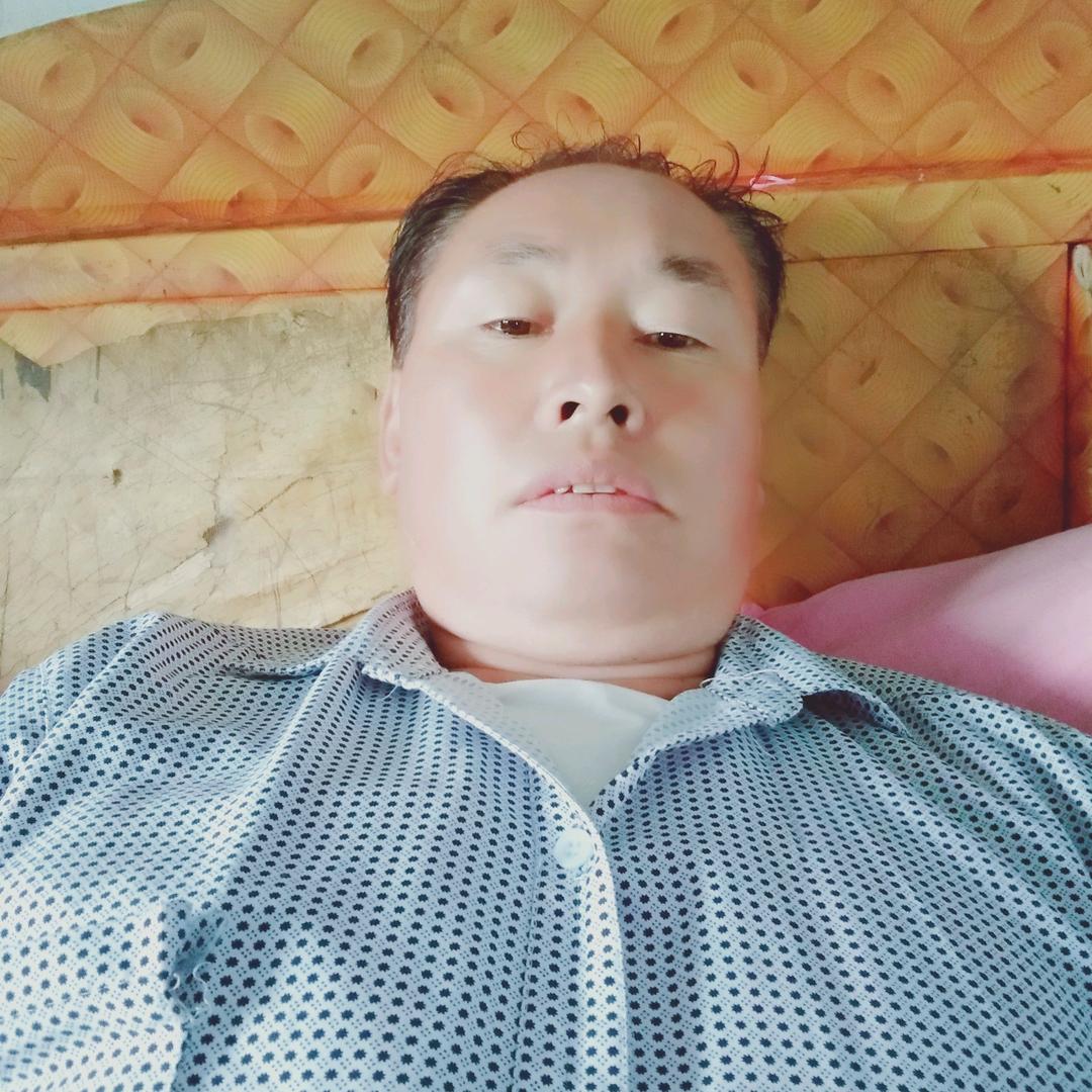 为何人