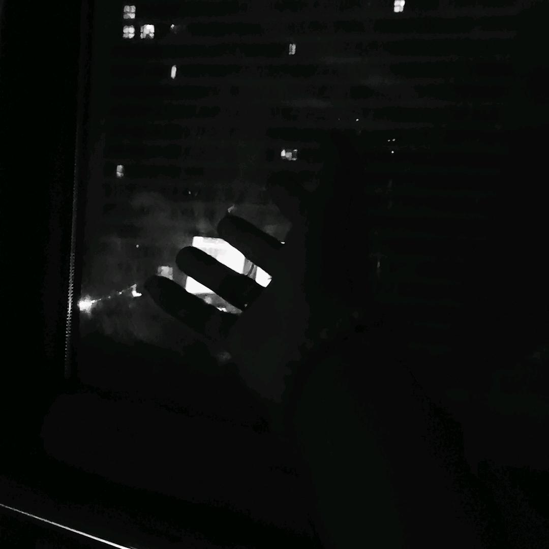 黑黑
