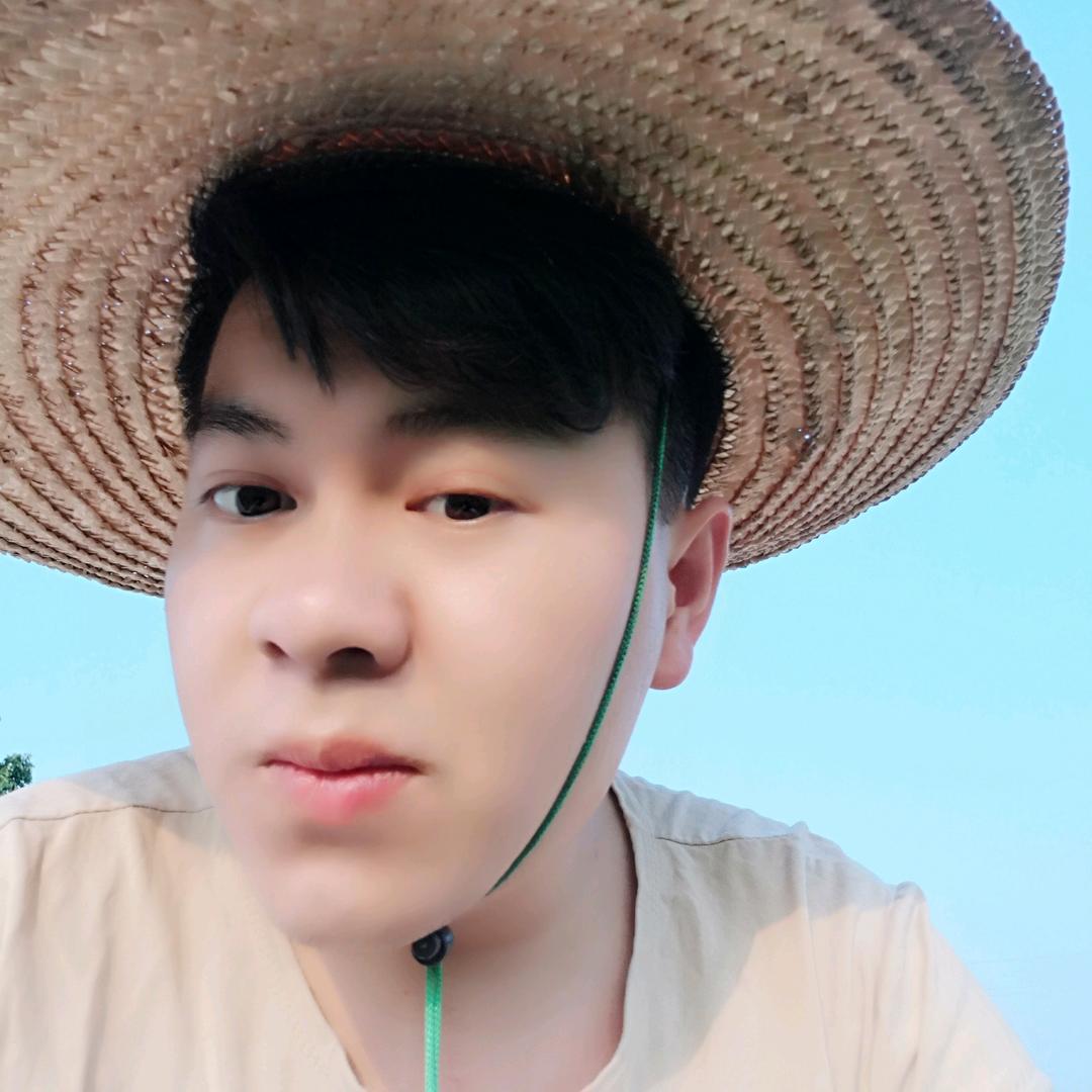 啊龙佰