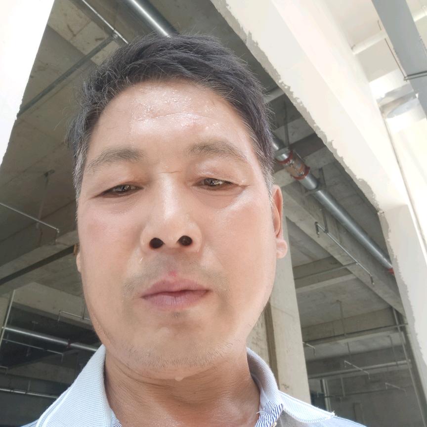 老秦石材铺装队