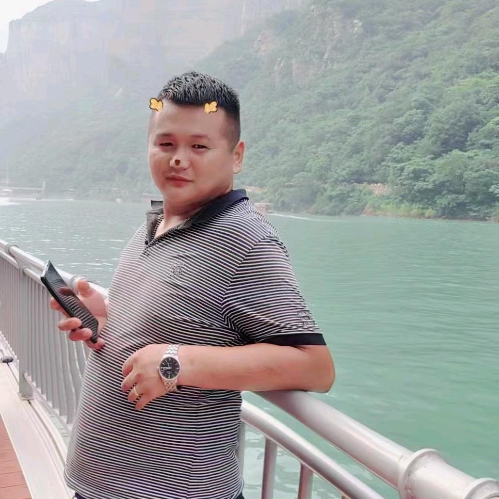 郑州万邦曲牌果业～小唐