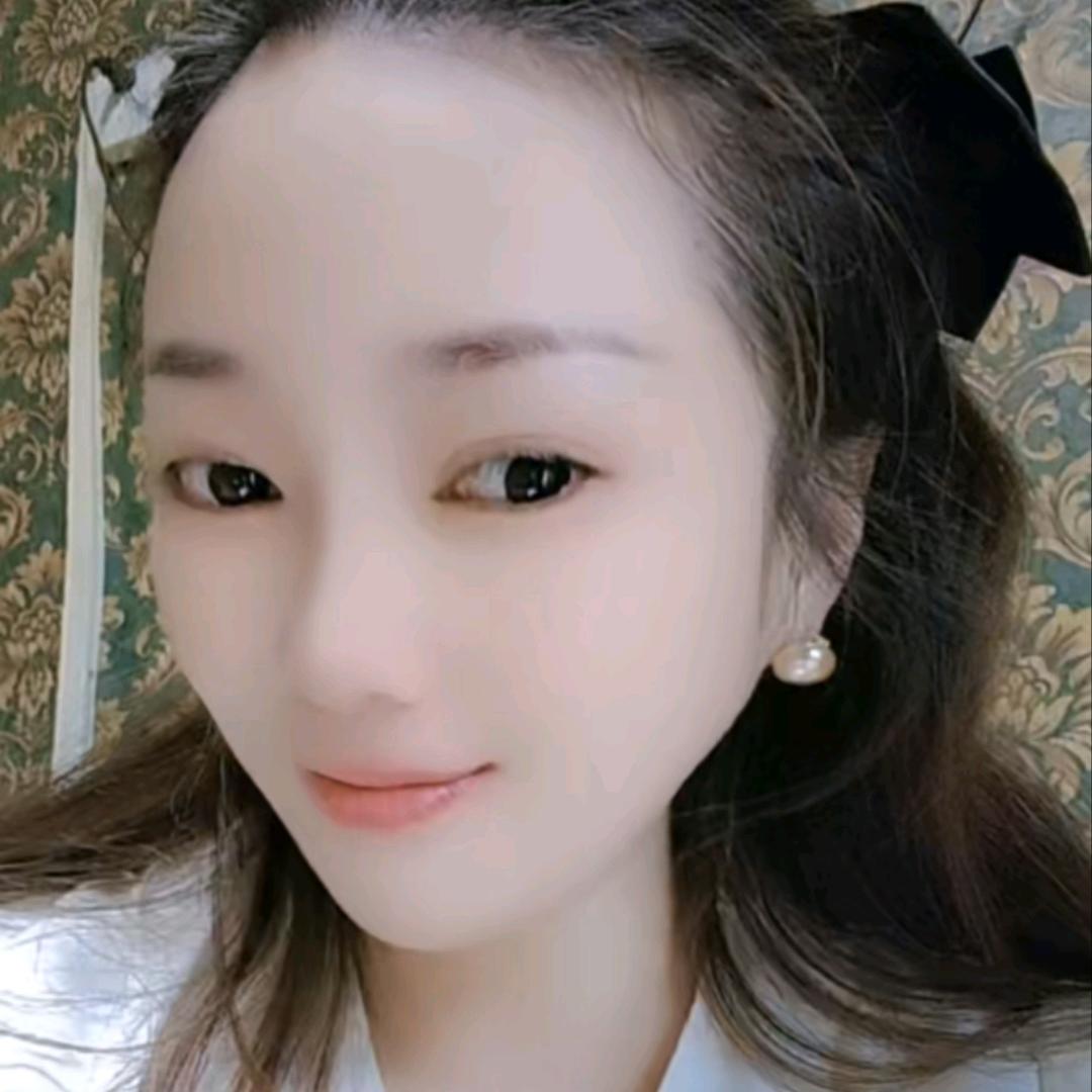 好菇娘走到哪都是光