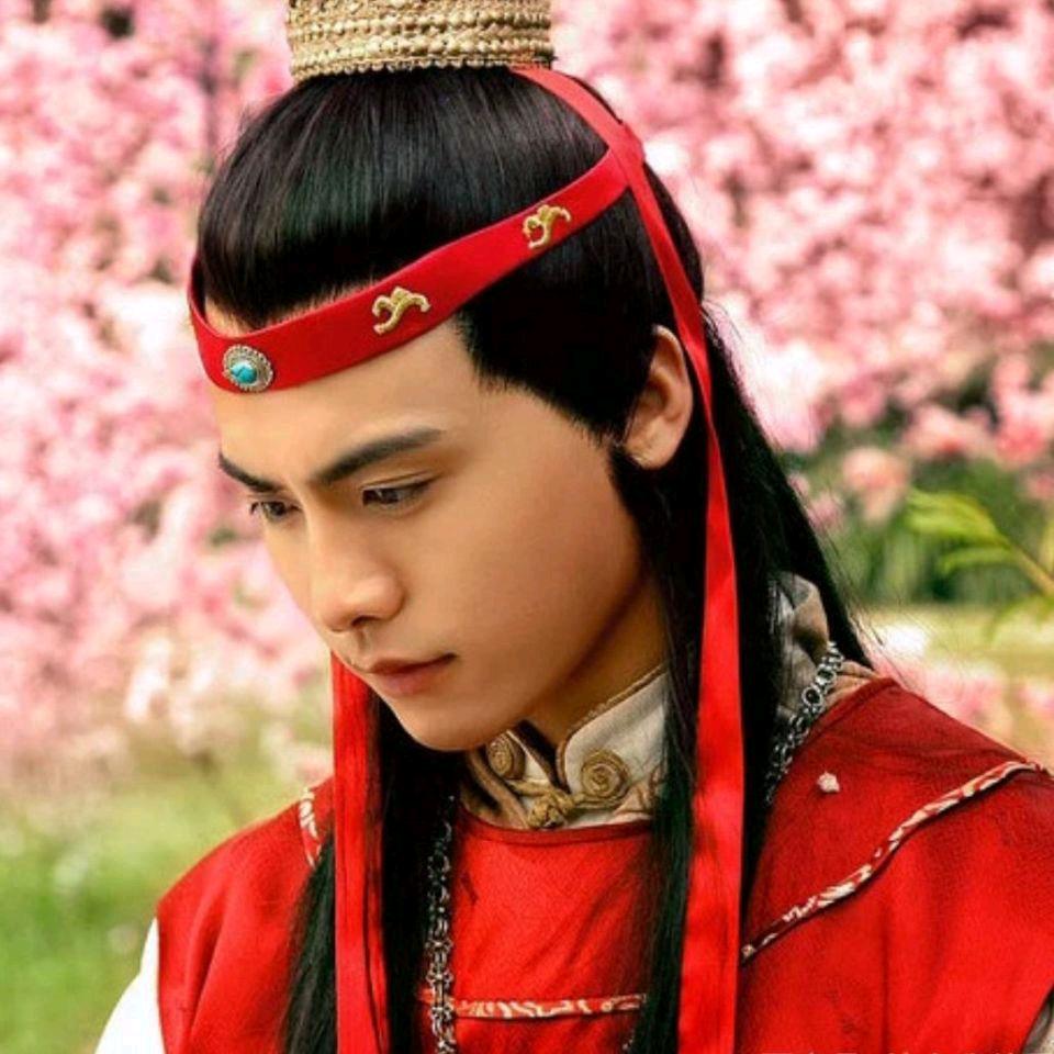 马背上的传奇故事