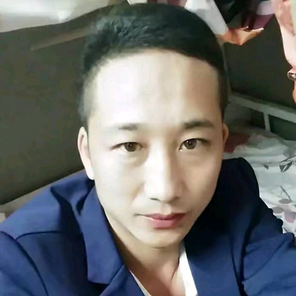 绿亿源草料供应张枫子