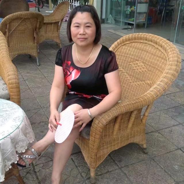 叶子烟彭姐