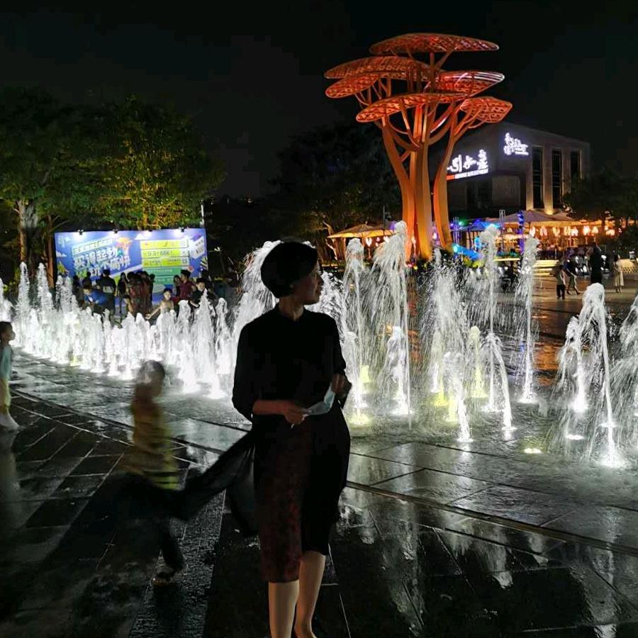 明明🌹🌹