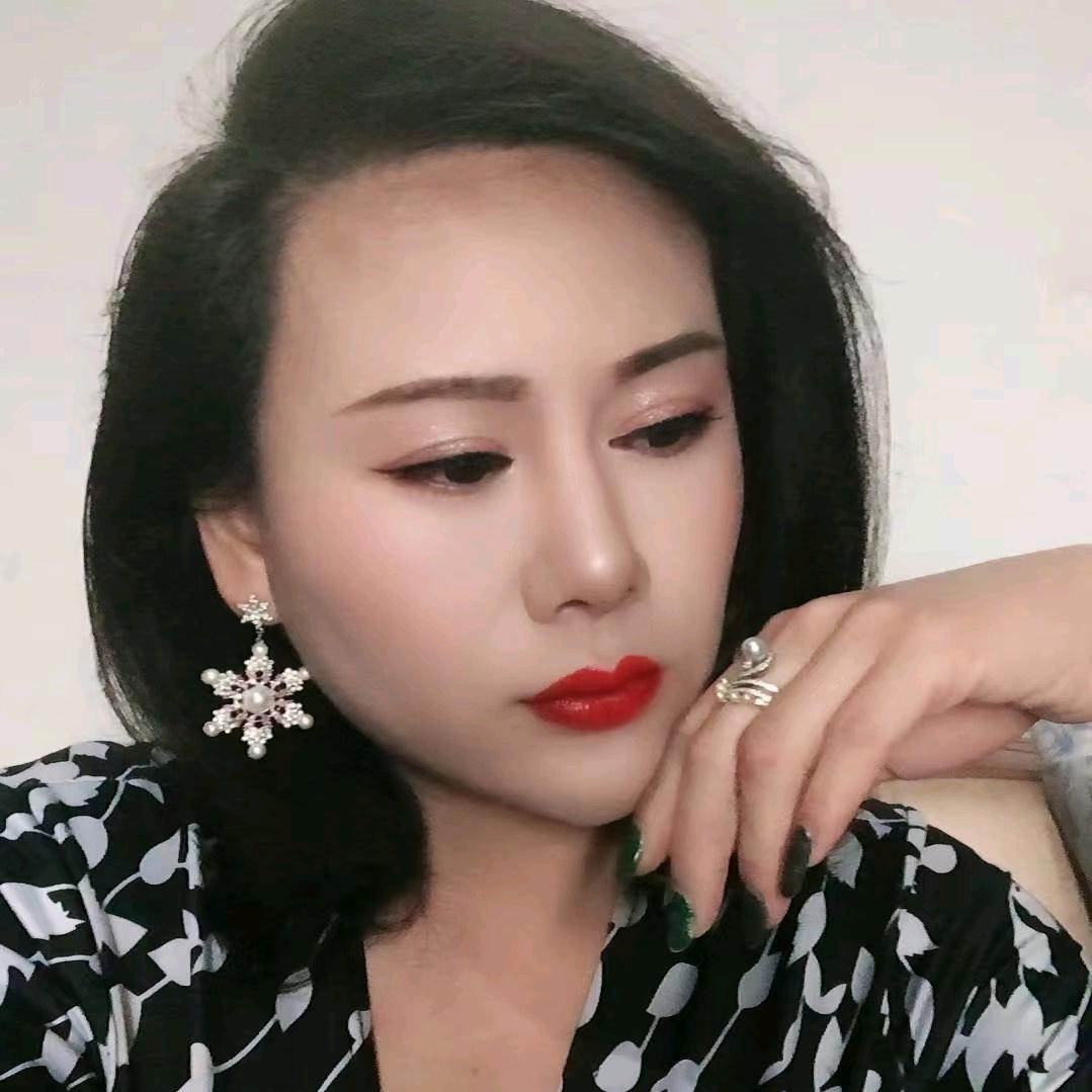 露娜子S