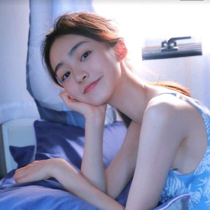 英宝子