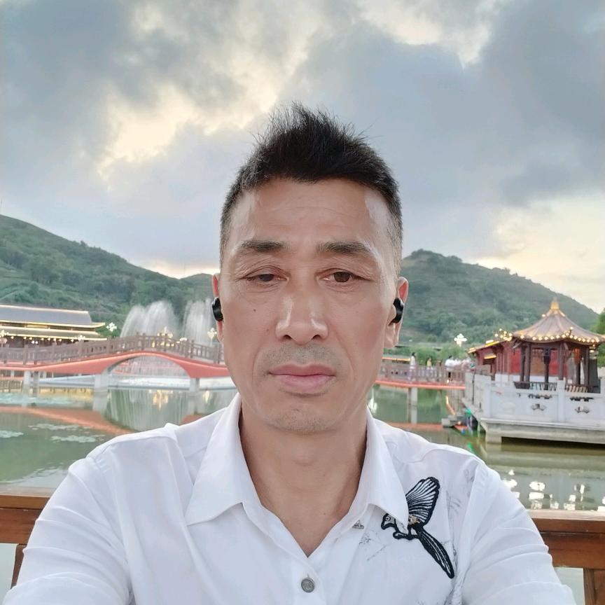 杨超德！
