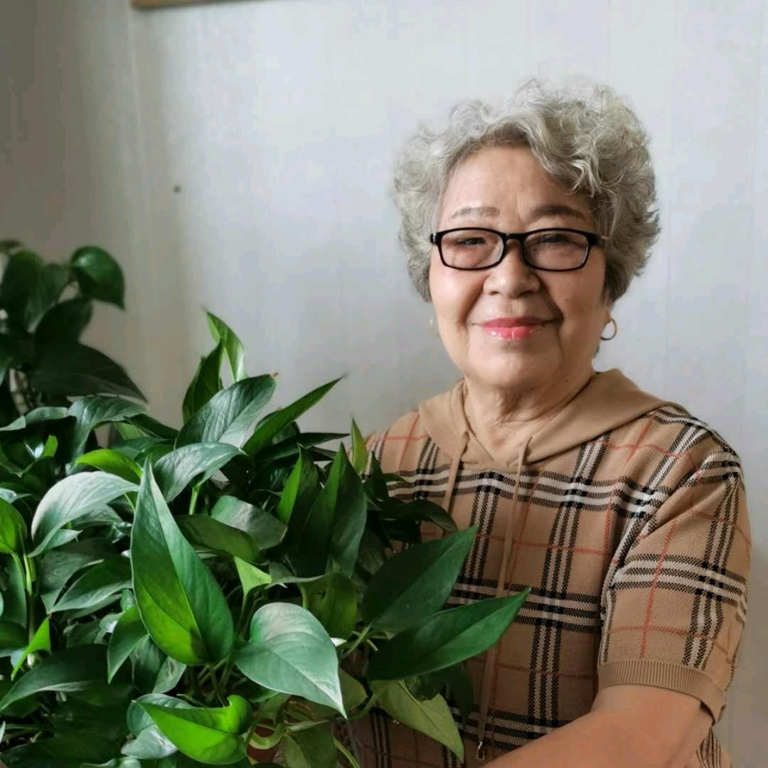 鹤发童颜