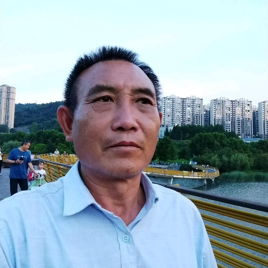 凉都养蜂大叔