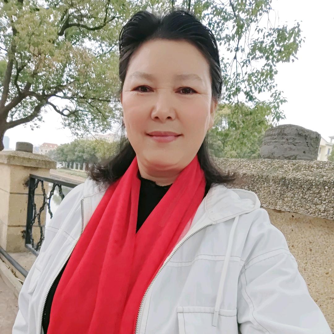 小顾早上5点半开播