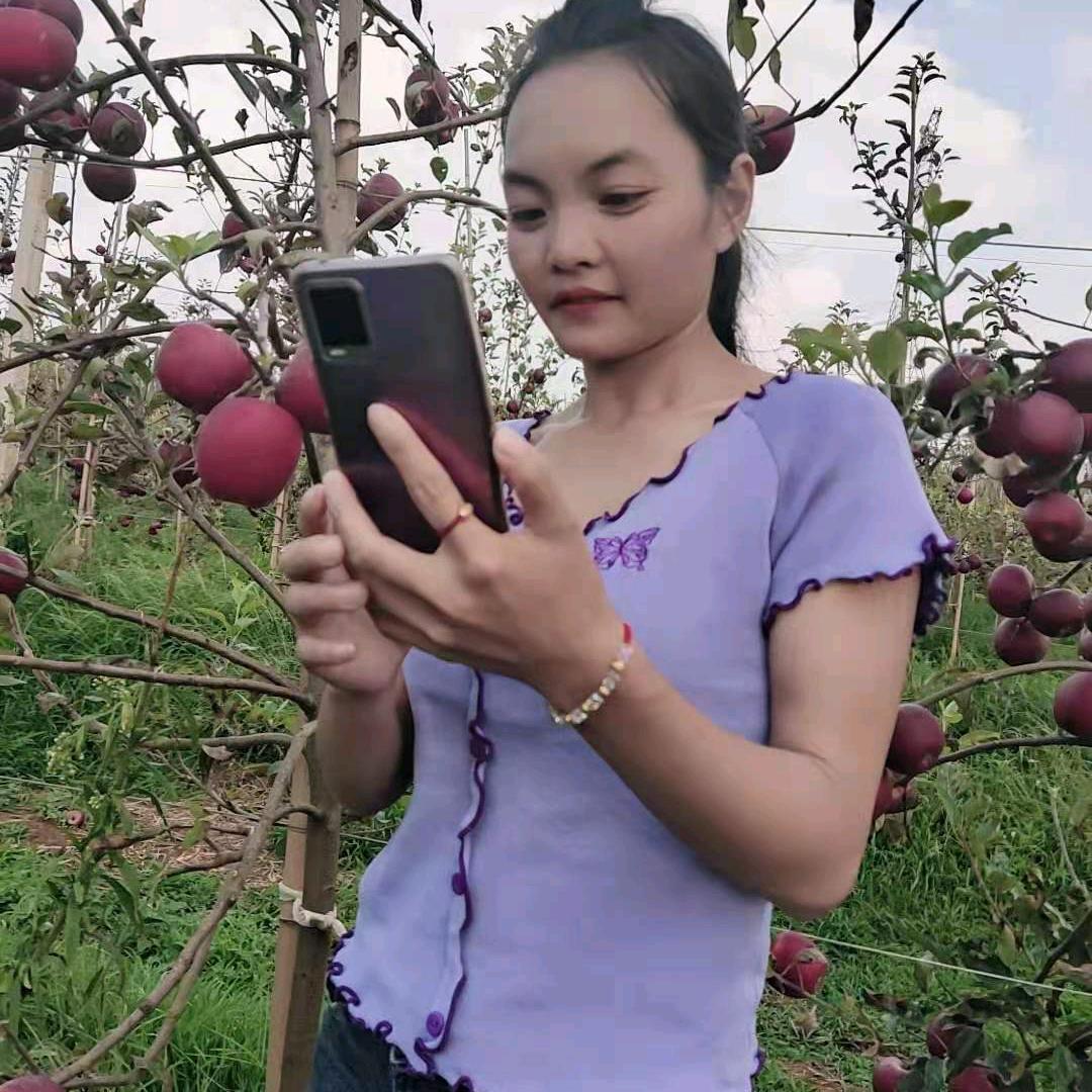 小黑妹
