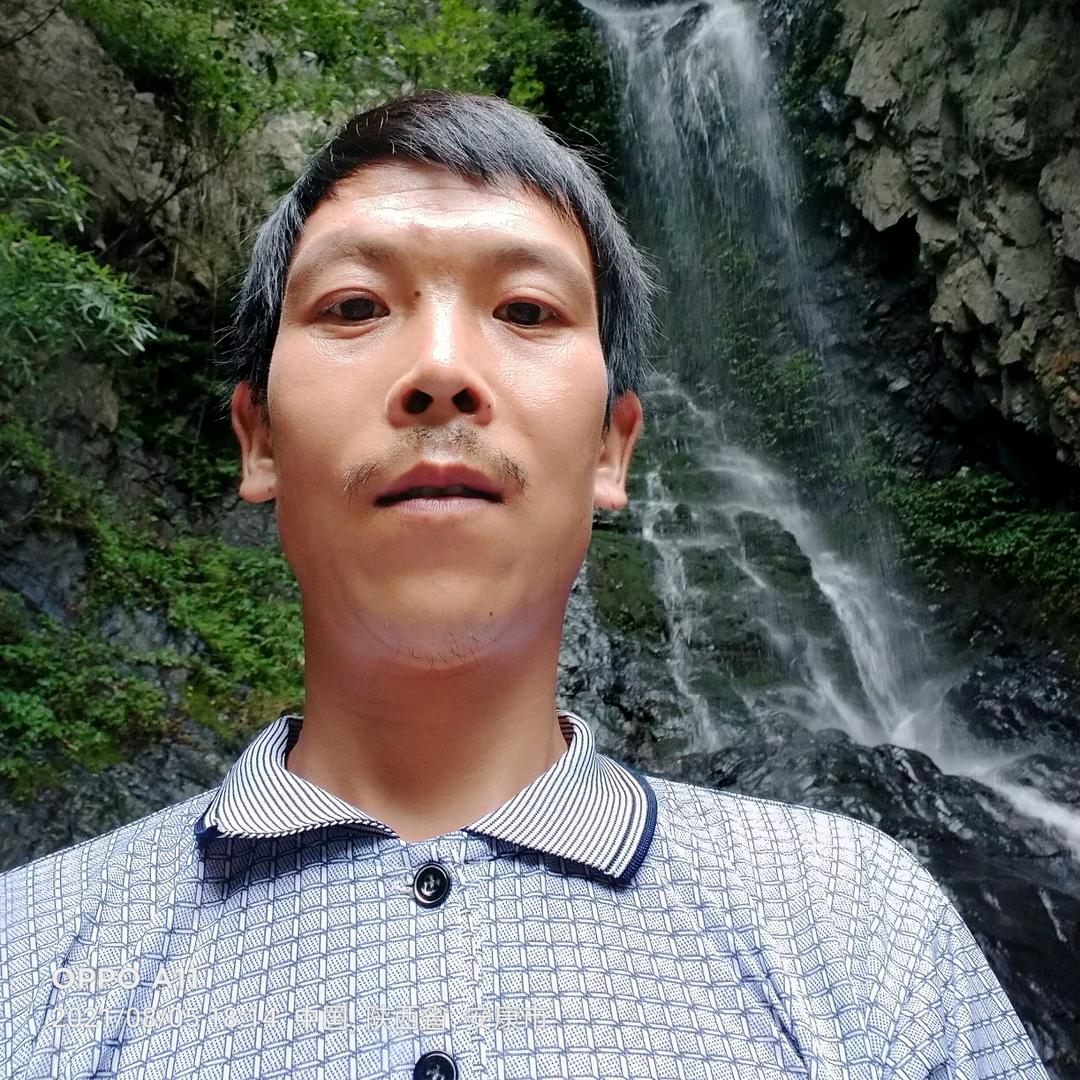 老冯专业彩钢瓦