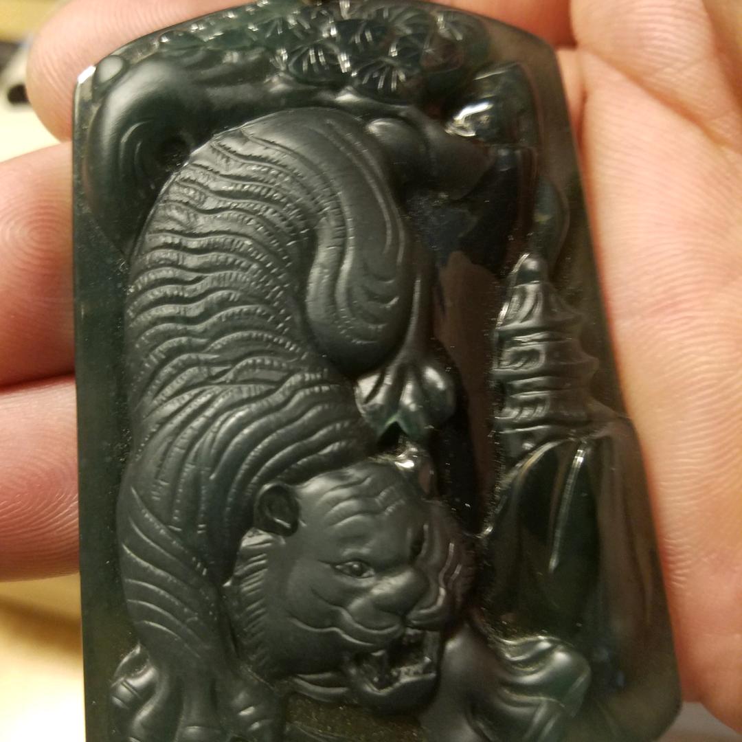 虎虎生威