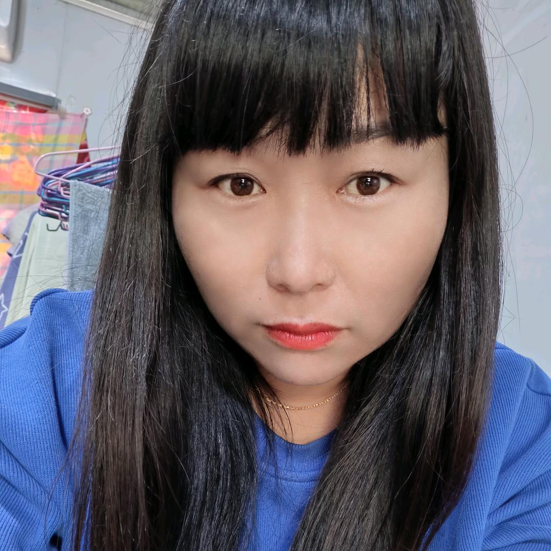 柒月