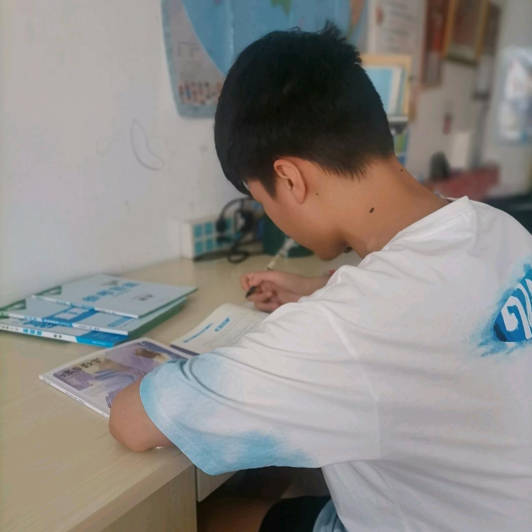 努力de张同学