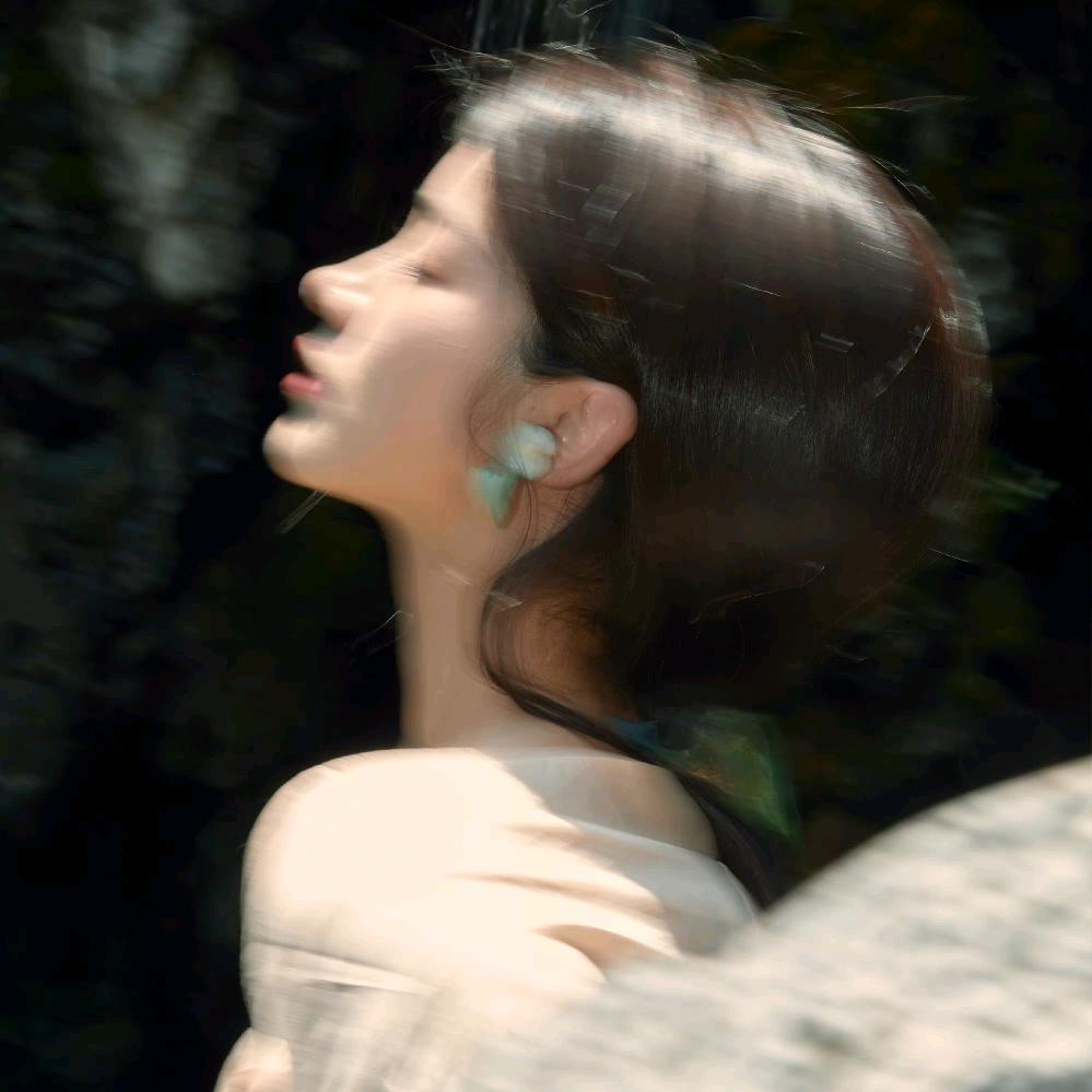 清滢qin