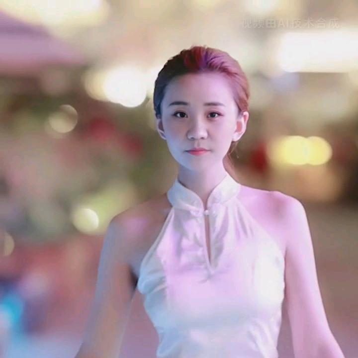 莉莉