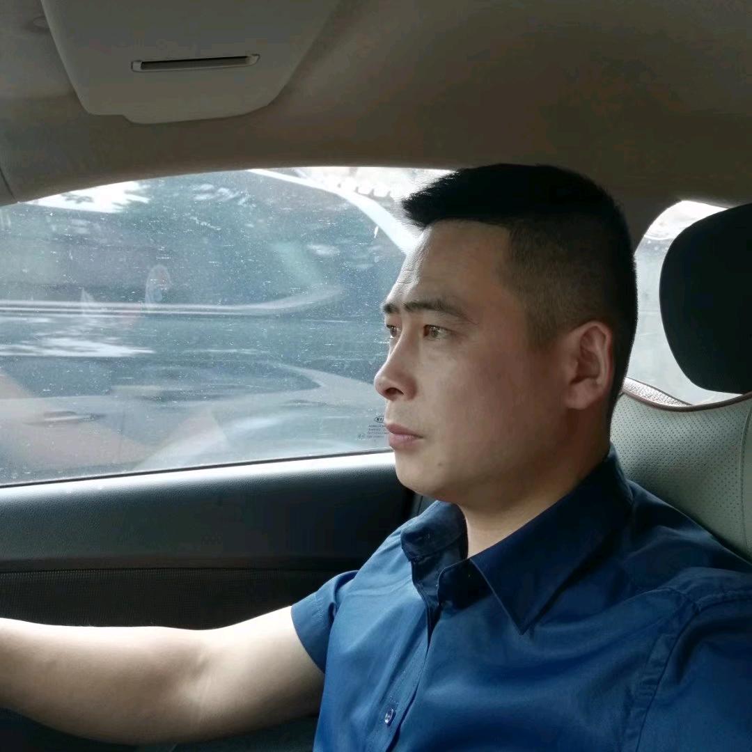 绿源电动车，三里街店