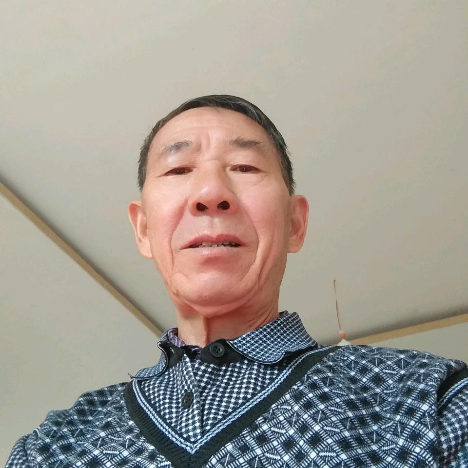 李金荣