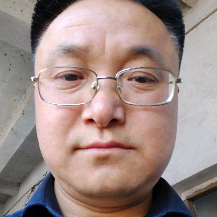 月球