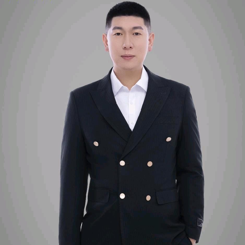 哈尔滨装修工长刘洋