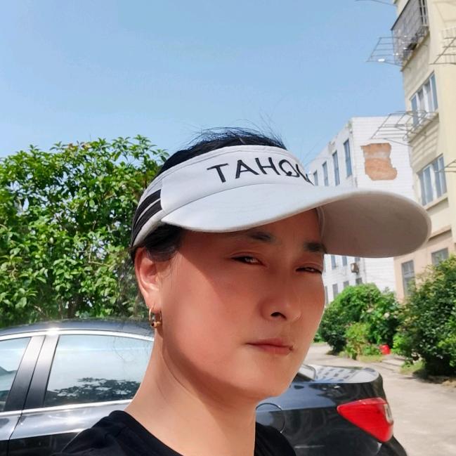 香香曳舞王凤898，（曳步舞专业教练员）