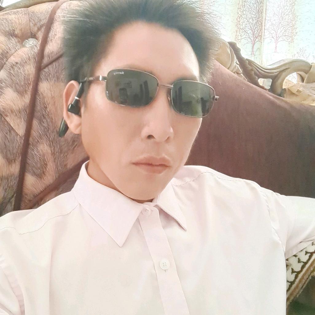 刺眼旳情侣“蒋”