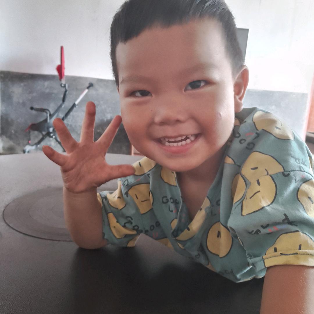 一；`