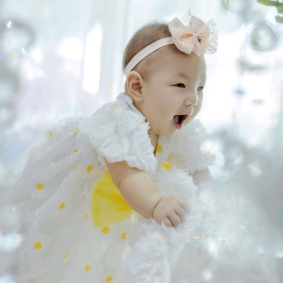 奚奚