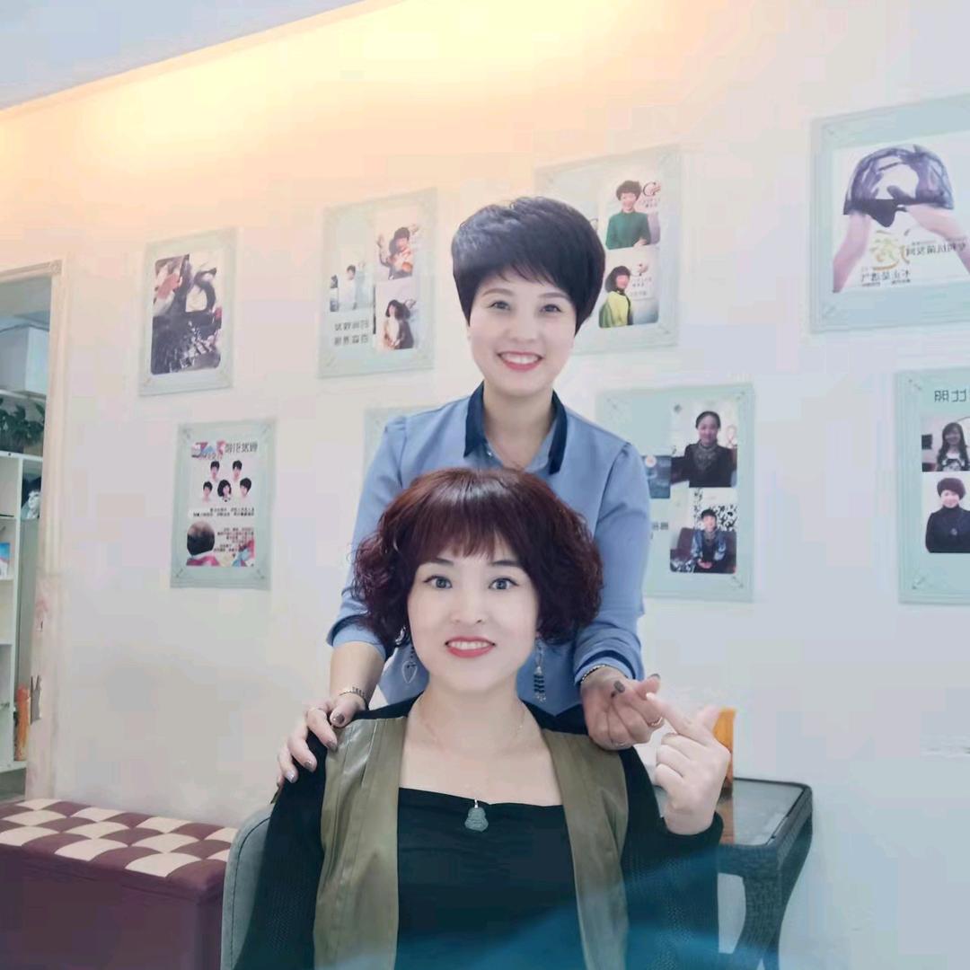 威远曼丝假发店