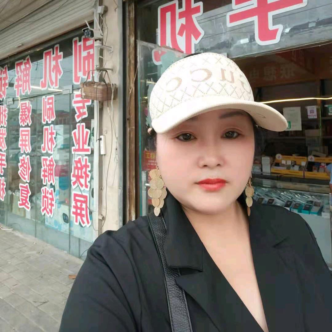 肥婆烧烤活鱼 （早上4点十分开播)