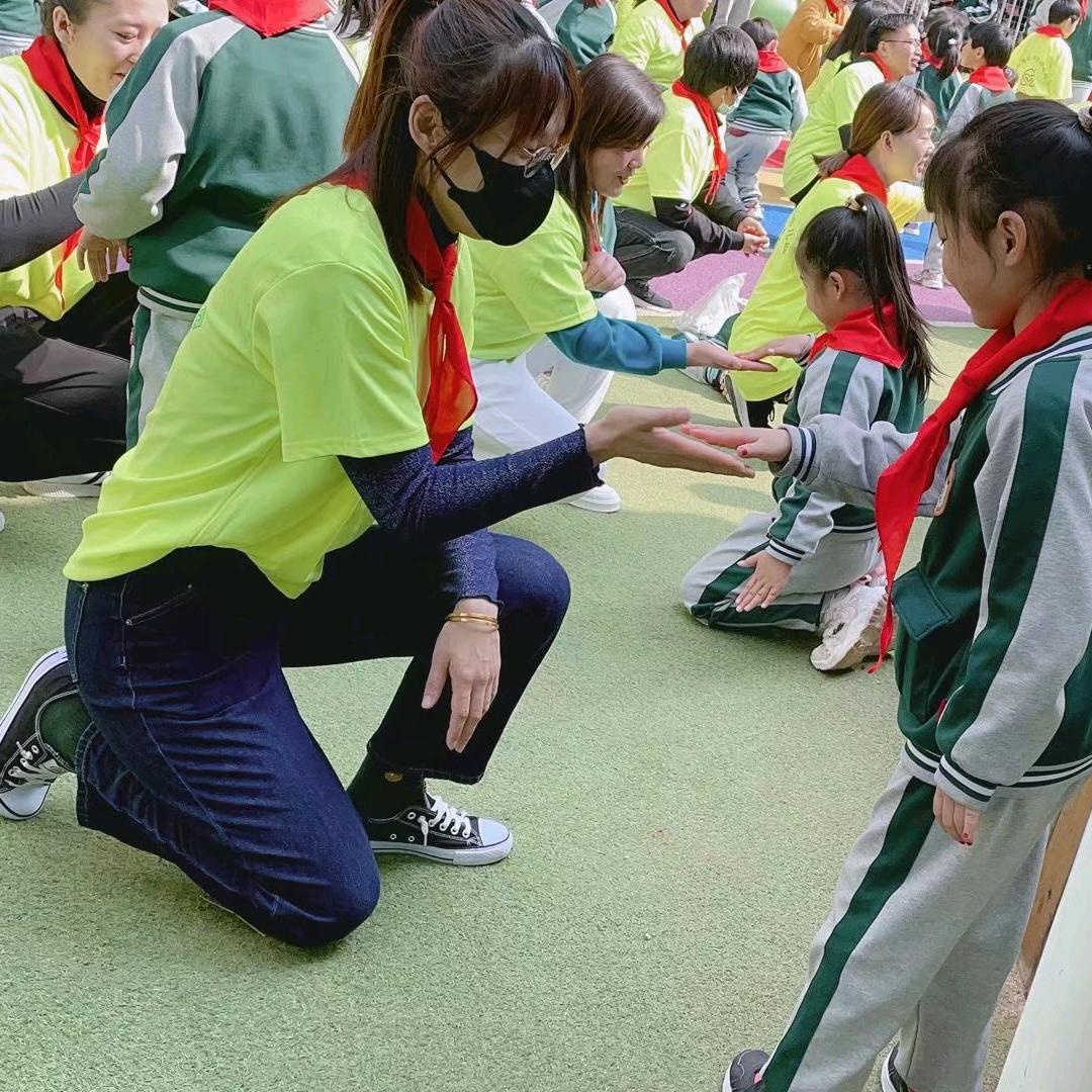 认真的胖仔