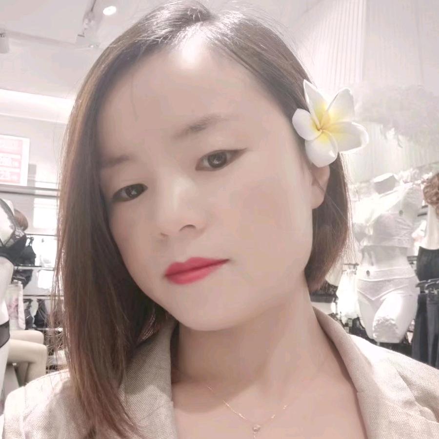 草莓（英子)摆摊日记