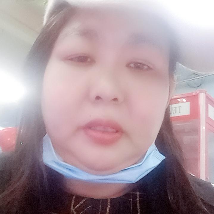 红梅翠竹