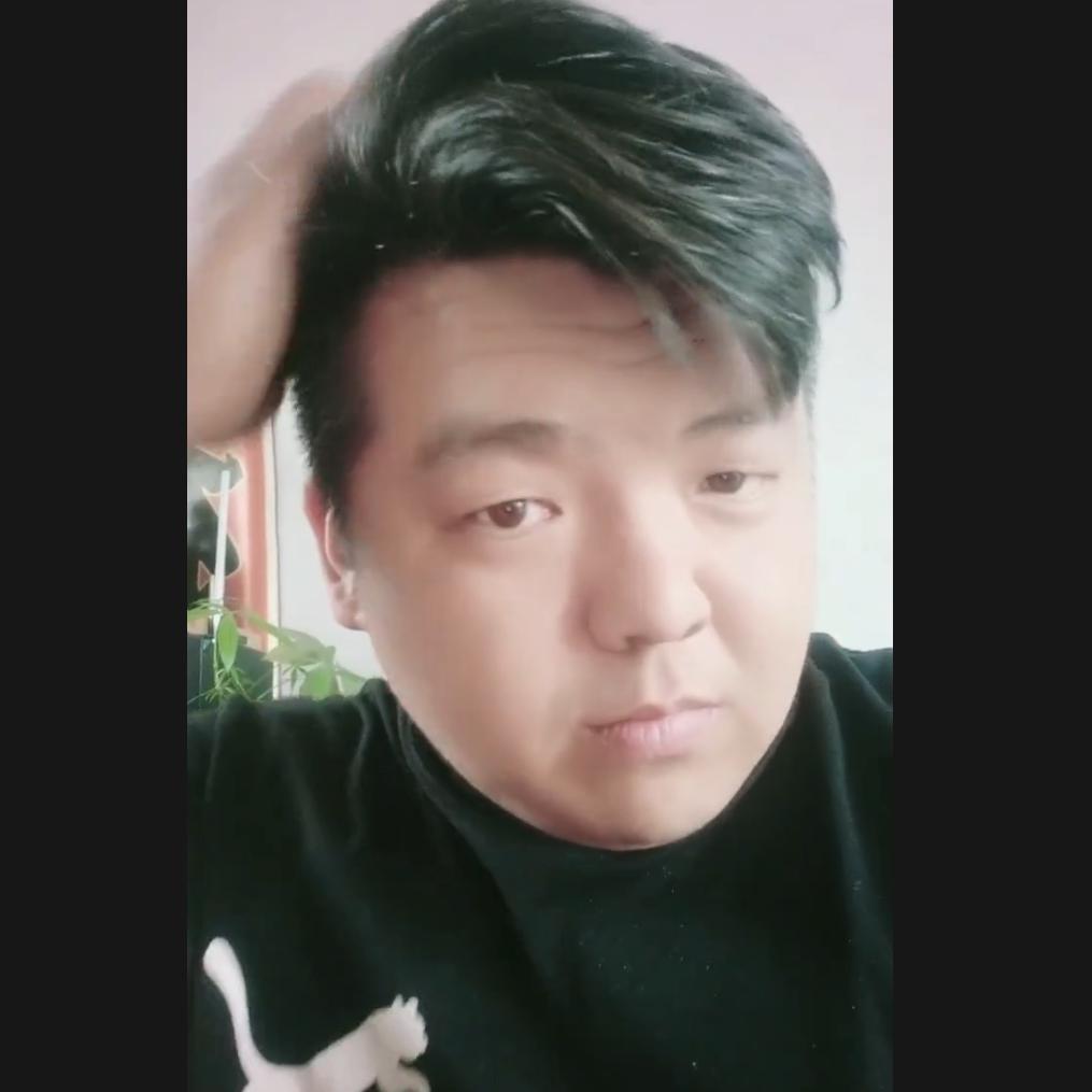 ✨轮胎店小二ᵗˢᵏ⛱