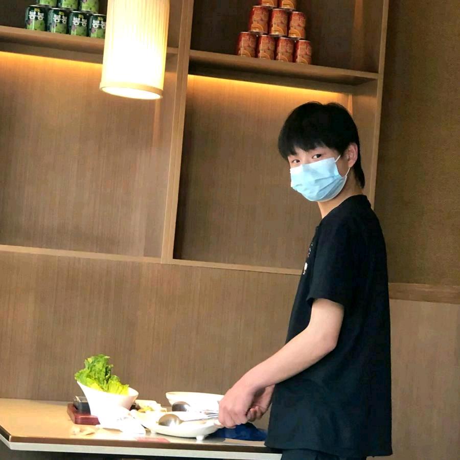 李健：