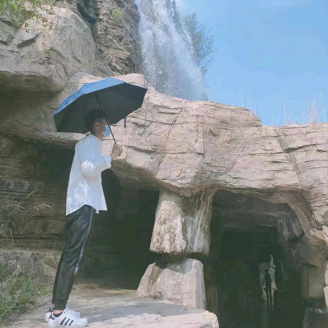 灬凌丿少