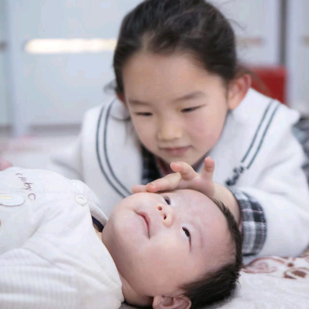 小喵喵(^･ｪ･^)